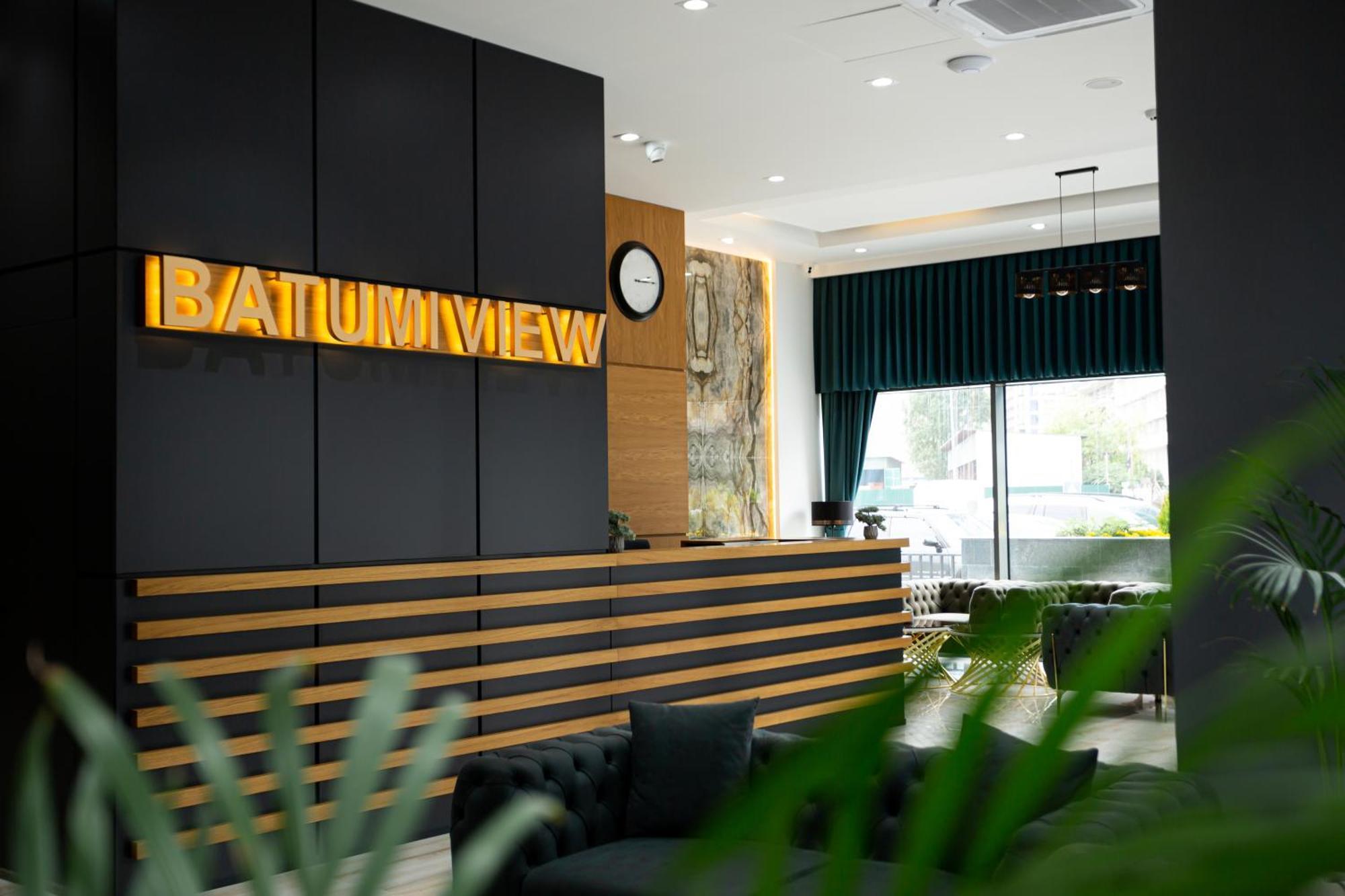Batumi View Luxury Hotell Exteriör bild